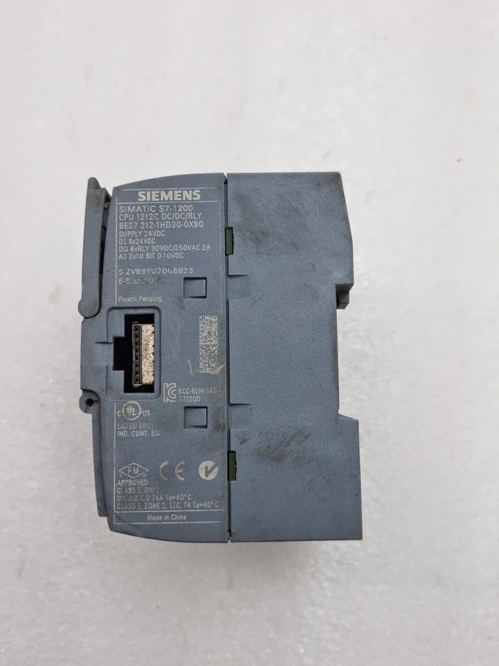 Siemens CPU 1212C DC/DC/RLY 6ES7 213-1HD30-0XB0 S7-1200 24Vdc (Cosmetic Damaged)